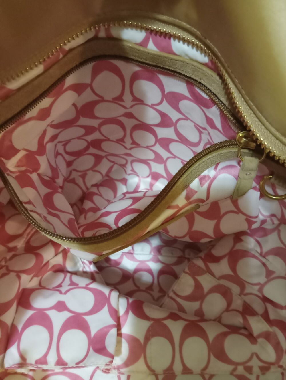 Coach 06 Hampton Satin/Leather EUC - Picture 6 of 14